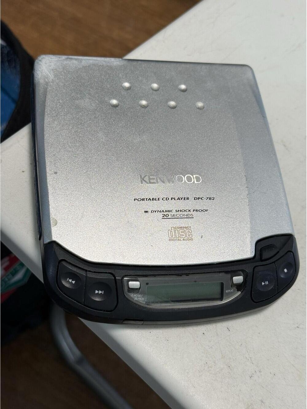 VTG Kenwood DPC-782 , ( Not Reading Disc)